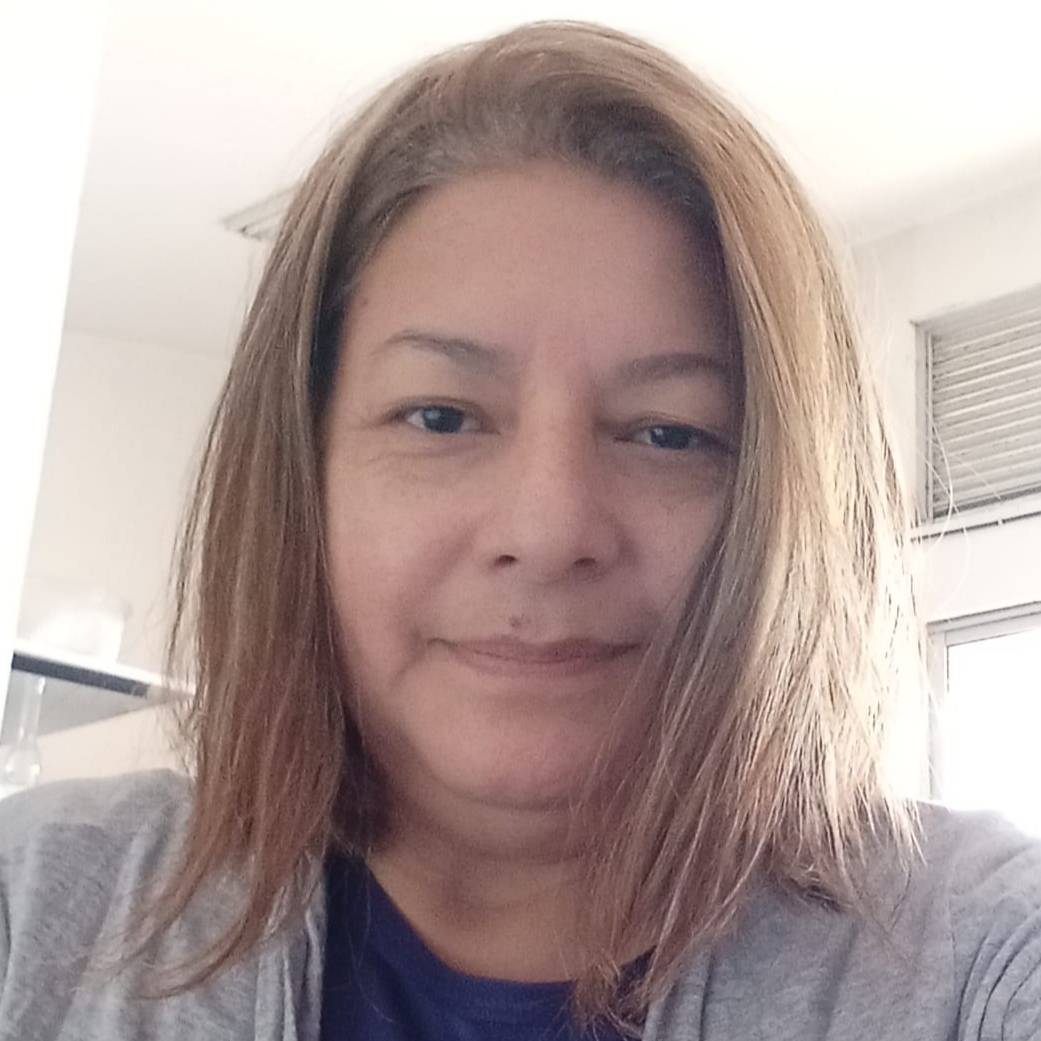 LUCY MUNOZ HOYOS