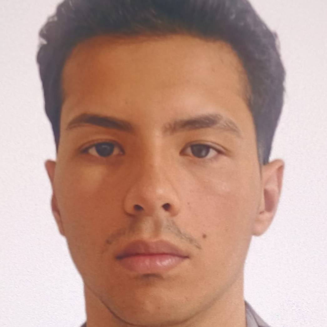 Esteban BETANCOURT LOZANO