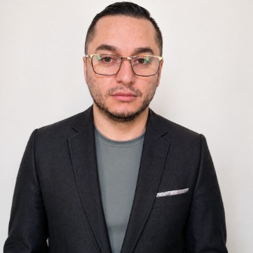 ORLANDO TIJARO