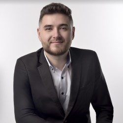 Luis Bustamante