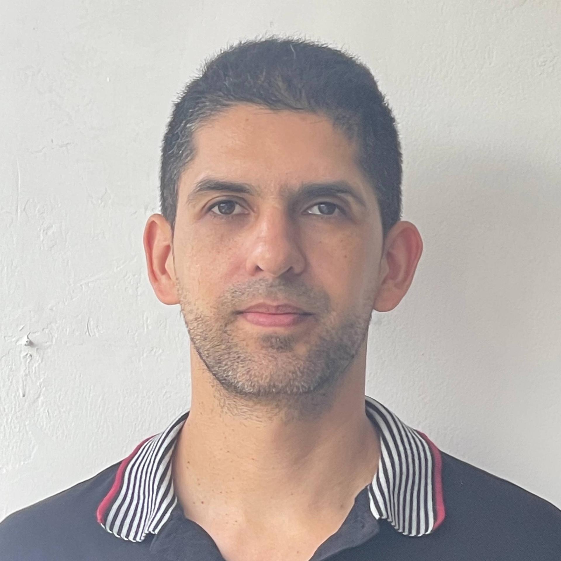 JAVIER NAVARRO