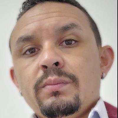 DANIEL EDUARDO VALENCIA GRANADOS