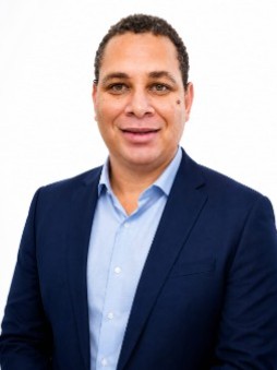 César Pérez
