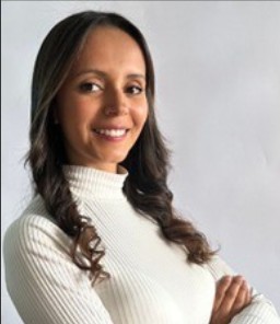 ANDREA OLIVEROS