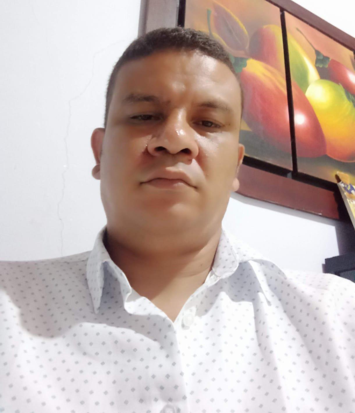 XAVIER EDUARDO QUINTERO BRITO