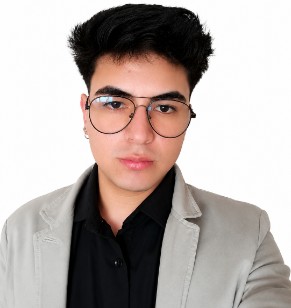 Davey Santiago García Castro