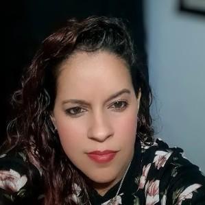 MARIA LUISA PAREDES